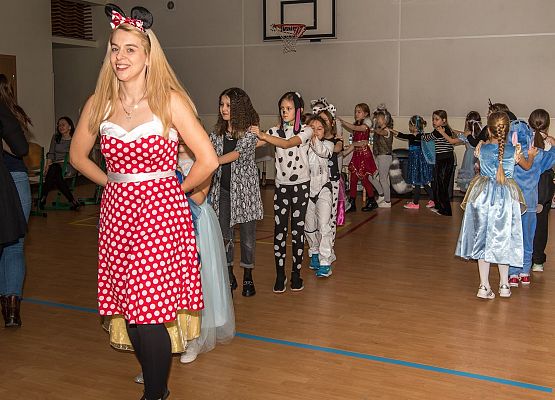 Bal karnawałowy klas I -III grafika