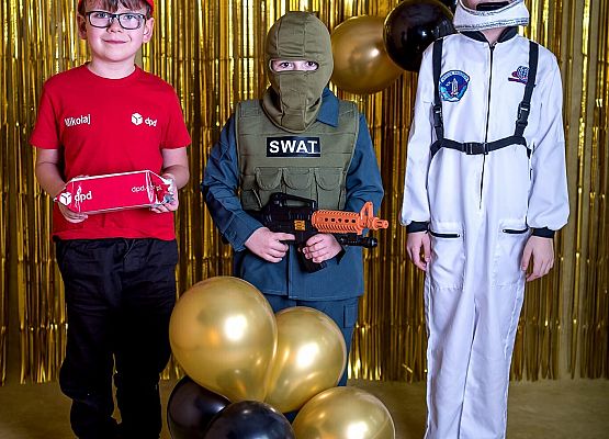 KARNAWAŁOWA SESJA FOTO kl.I -III grafika