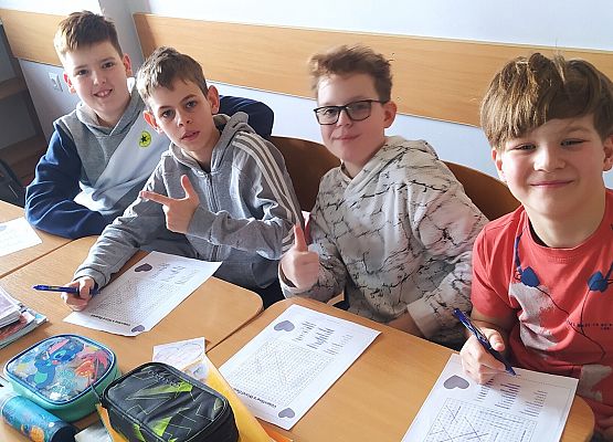 Valentine's Day w klasach czwartych grafika