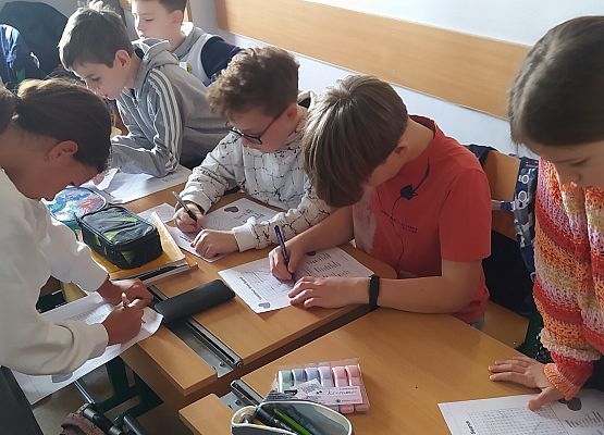 Valentine's Day w klasach czwartych grafika