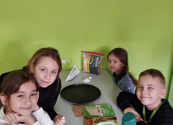 Dzień Pizzy w klasie Ib grafika