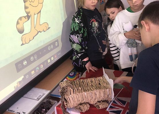 February - Cat's Day with 3rd graders grafika