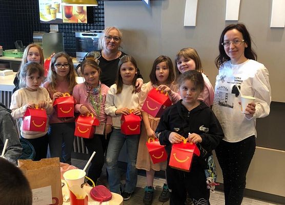 Dzień Kobiet w klasie drugiej grafika