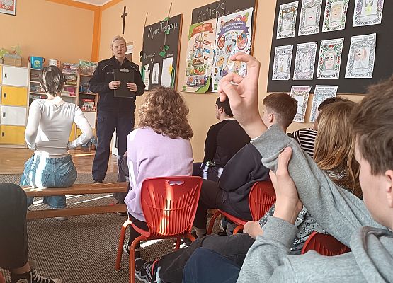 Spotkanie profilaktyczne z przedstawicielami policji grafika