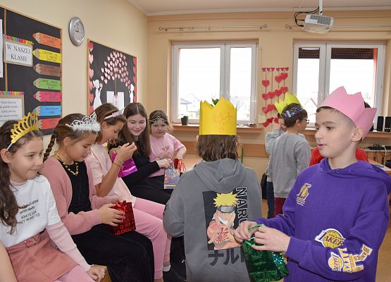 Dzień Kobiet w 4a grafika