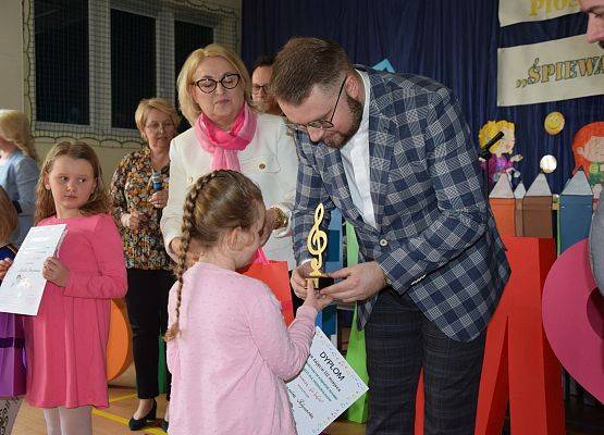 Śpiewam, bo lubię grafika