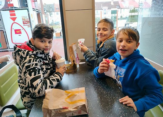 Dzień Kobiet w 3a grafika