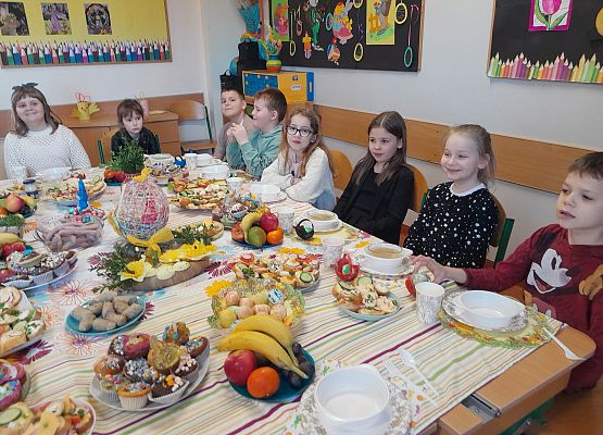 Śniadanko Wielkanocne - kl.2 - fotorelacja grafika