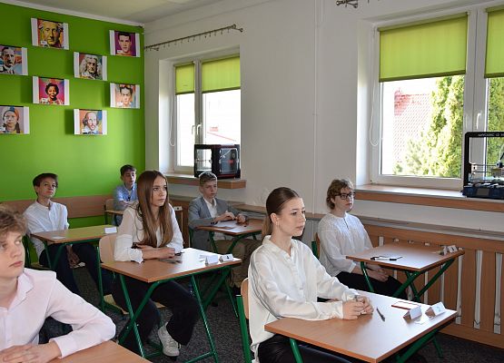 Egzamin Ósmoklasisty 2024 grafika