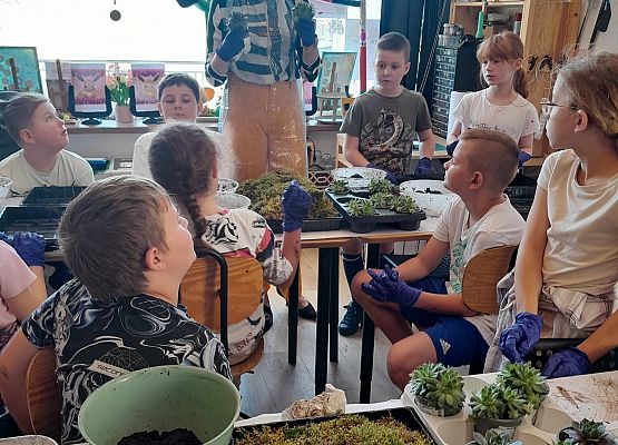 Klasa druga w EKO - PRACOWNI grafika