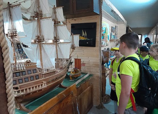 Fokarium w Sarbsku  -wycieczka kaszubska kl.2 grafika