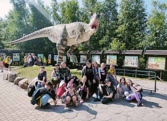 Wycieczka do Parku Dinozaurów klasa III grafika