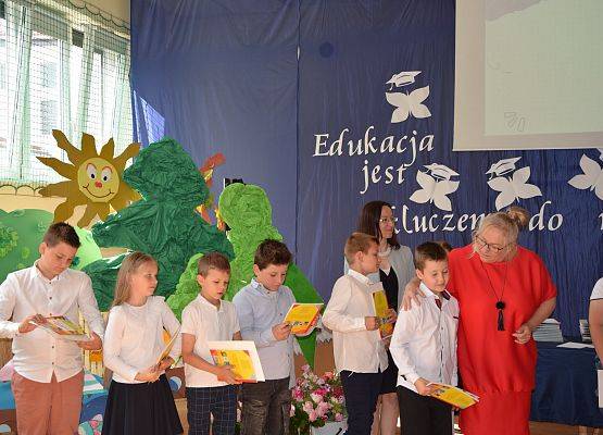 Uroczyste zakończenie roku szkolnego 2023/2024 grafika