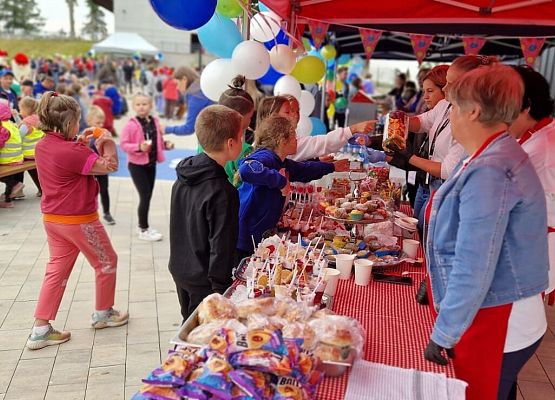 XV Olimpiada osób z niepełnosprawnościami, która odbyła się w Charbrowie grafika