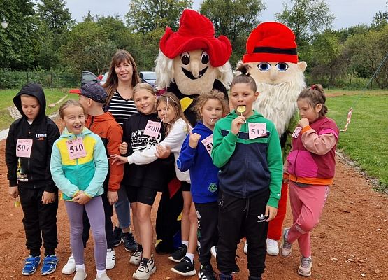 XV Olimpiada osób z niepełnosprawnościami, która odbyła się w Charbrowie grafika