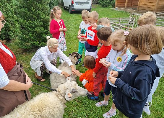 "FOLWARK WIEJSKI" czyli kaszubskie warsztaty dla kl.I-III grafika