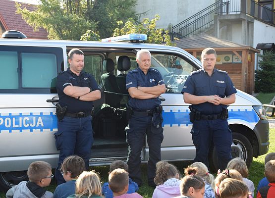 Wizyta Policji w naszej szkole grafika