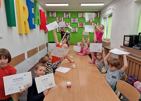 Codeweek 2024 grafika