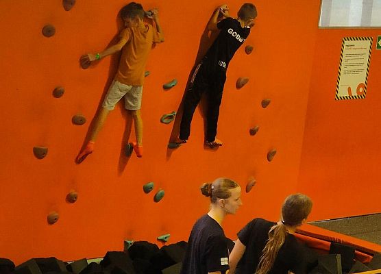 Klasa 5b w Jumpcity Gdańsk grafika