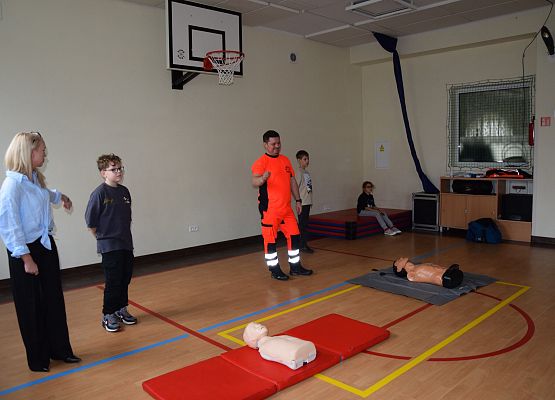 Zajęcia z pierwszej pomocy grafika