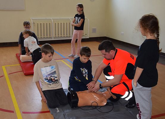 Zajęcia z pierwszej pomocy grafika