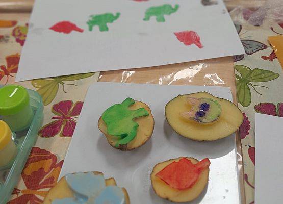 Ziemniaczane stempelki grafika