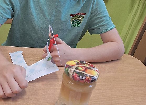 Uczniowie klasy IIb wiedzą co smaczne i zdrowe! grafika