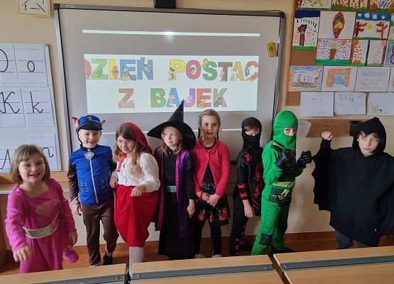 DZIEŃ POSTACI Z BAJEK grafika