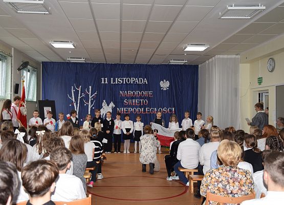 Uroczysty apel z okazji Święta Niepodległości grafika