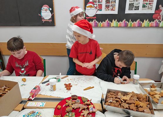 Piernikowe warsztaty -kl.3 grafika