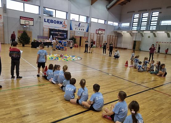 Lęborskie pierwszaki to fajne dzieciaki grafika