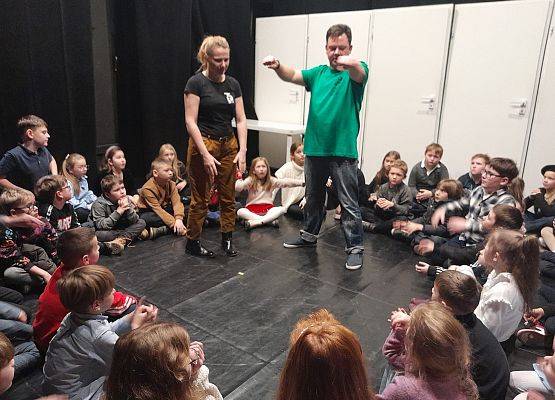Przedstawienie ,,Dziadek do orzechów" - Teatr Lalki w Słupsku grafika