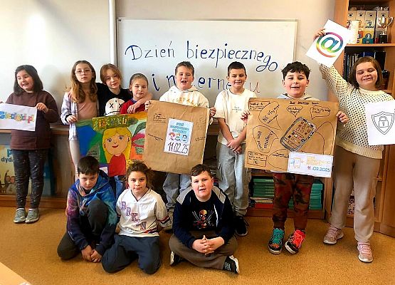 Dzień bezpiecznego Internetu grafika