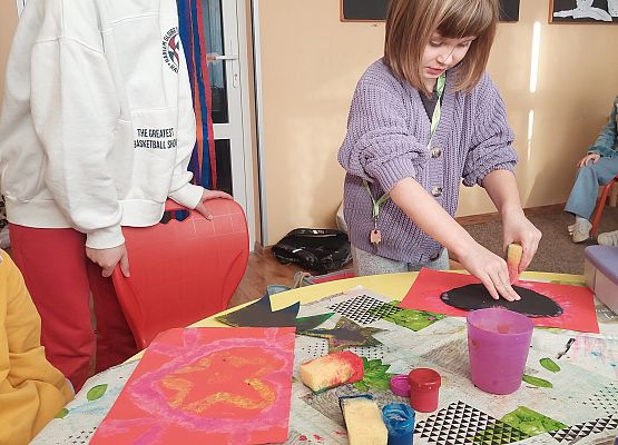 Zajęcia i zabawy w świetlicy szkolnej grafika