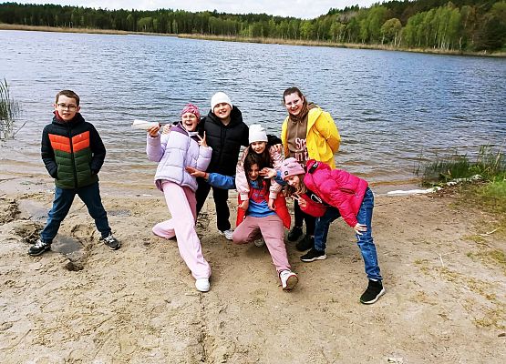 ŚCIEŻKA EDUKACYJNO – PRZYRODNICZA DO „DĘBU ŚWIĘTOPEŁK” grafika