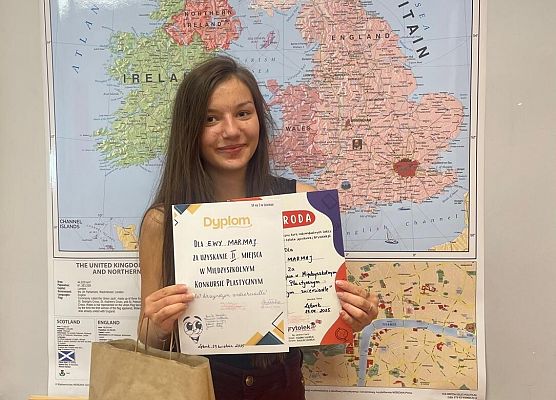 Międzyszkolny Konkurs Plastyczny "W krzywym zwierciadle" grafika