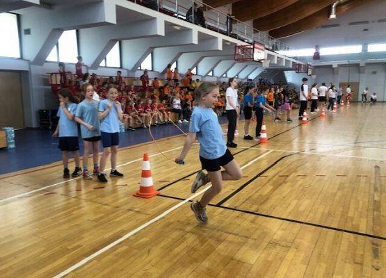 Kto z nas lepiej i prędzej grafika