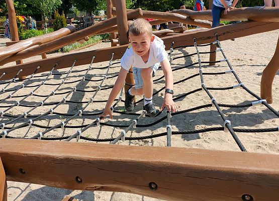 Wycieczka klas pierwszych do Parku Rozrywki Czarogrody w Celbowie grafika