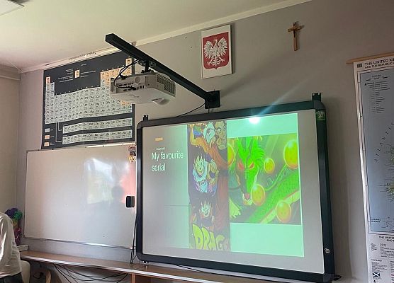 Realizacja projektów uczniowskich z języka angielskiego grafika