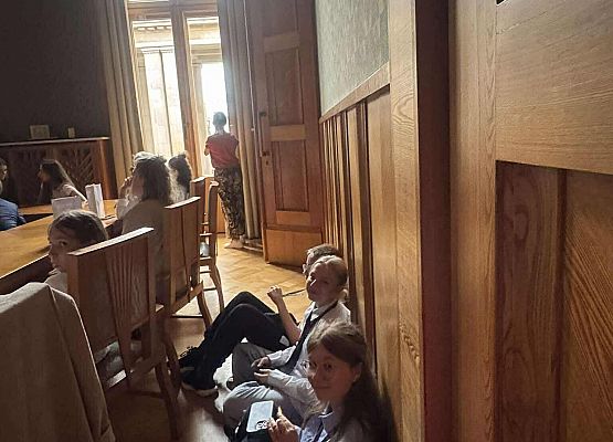 Wizyta Samorządu Uczniowskiego w Warszawie grafika