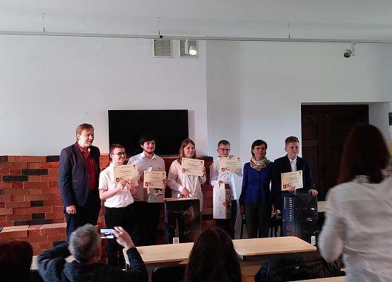 Konkurs wiedzy o zamkach gotyckich grafika