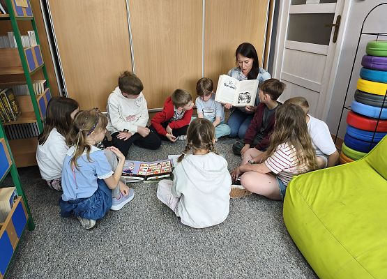 Udział w Ogólnopolskiej Akcji  "Czytamy Muminki" grafika