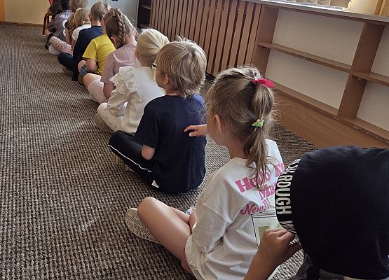 "O" jak osa - pierwszaki na tropie liter. grafika