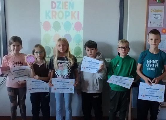 Międzynarodowy Dzień Kropki grafika