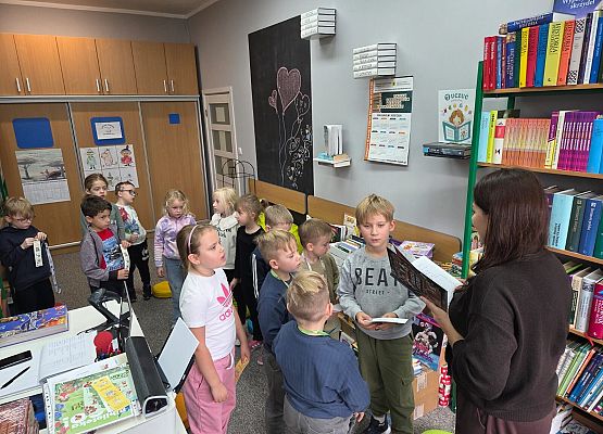 Wyjątkowy Dzień w Bibliotece grafika