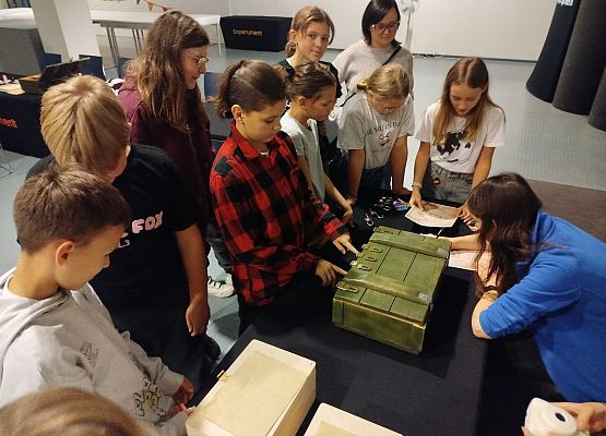 Wycieczka klasy 5a do Centrum Nauki Experyment w Gdyni grafika