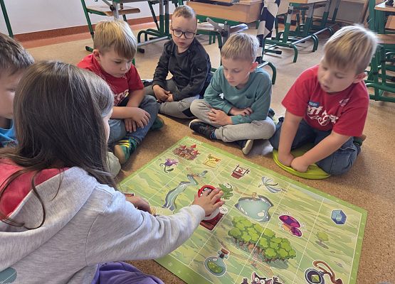 Roboty w Akcji! - zajęcia robotyki z kodowania dla początkujących grafika