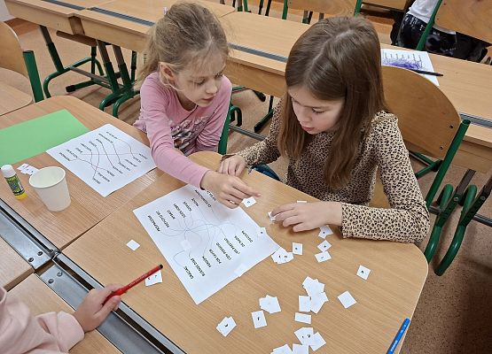 Magiczny Świat Hiszpańskiego dla Małych Odkrywców - kółko języka hiszpańskiego grafika