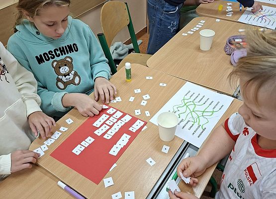 Magiczny Świat Hiszpańskiego dla Małych Odkrywców - kółko języka hiszpańskiego grafika