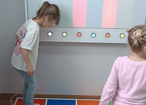 Przerwy w szkole? U nas to czas pełen radości i kreatywności! grafika